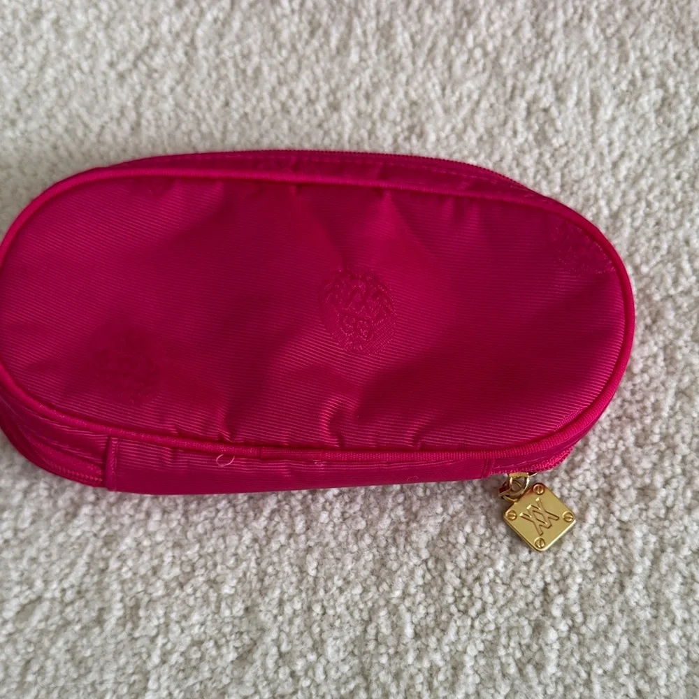 Adrienne Vittadini vibrant pink
